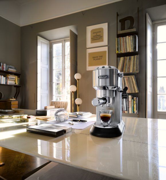 Кавоварка еспресо DELONGHI EC 685 M