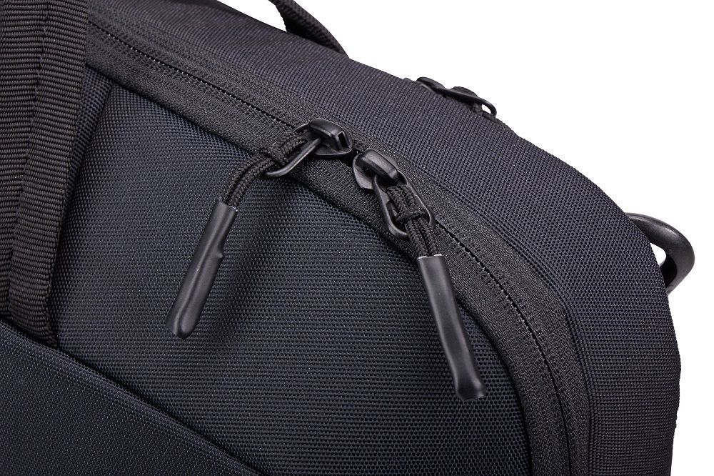 Сумка Thule Subterra 2 Attache 16" TSA-416 Black
