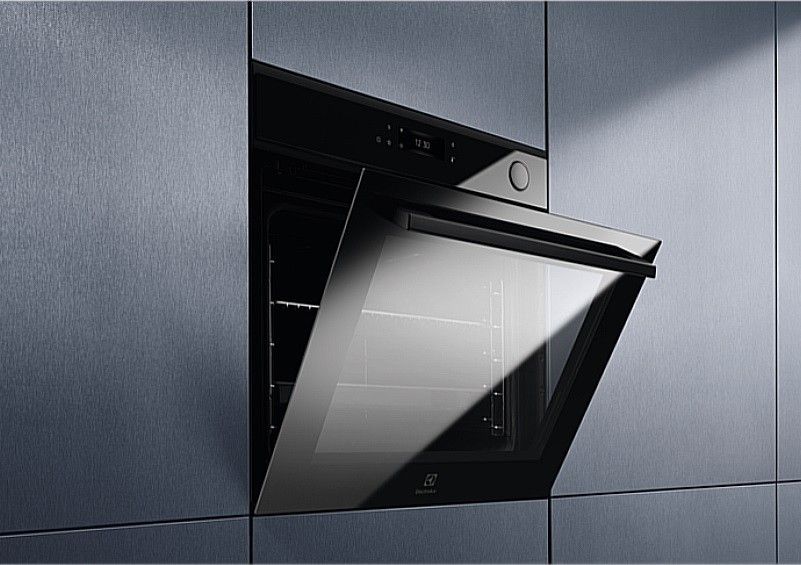 Духова шафа електрична Electrolux EOC8P39H