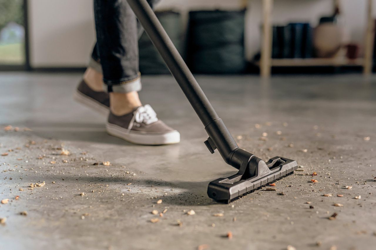 Господарський пилосос Karcher WD 2 V-12/4/18/C
