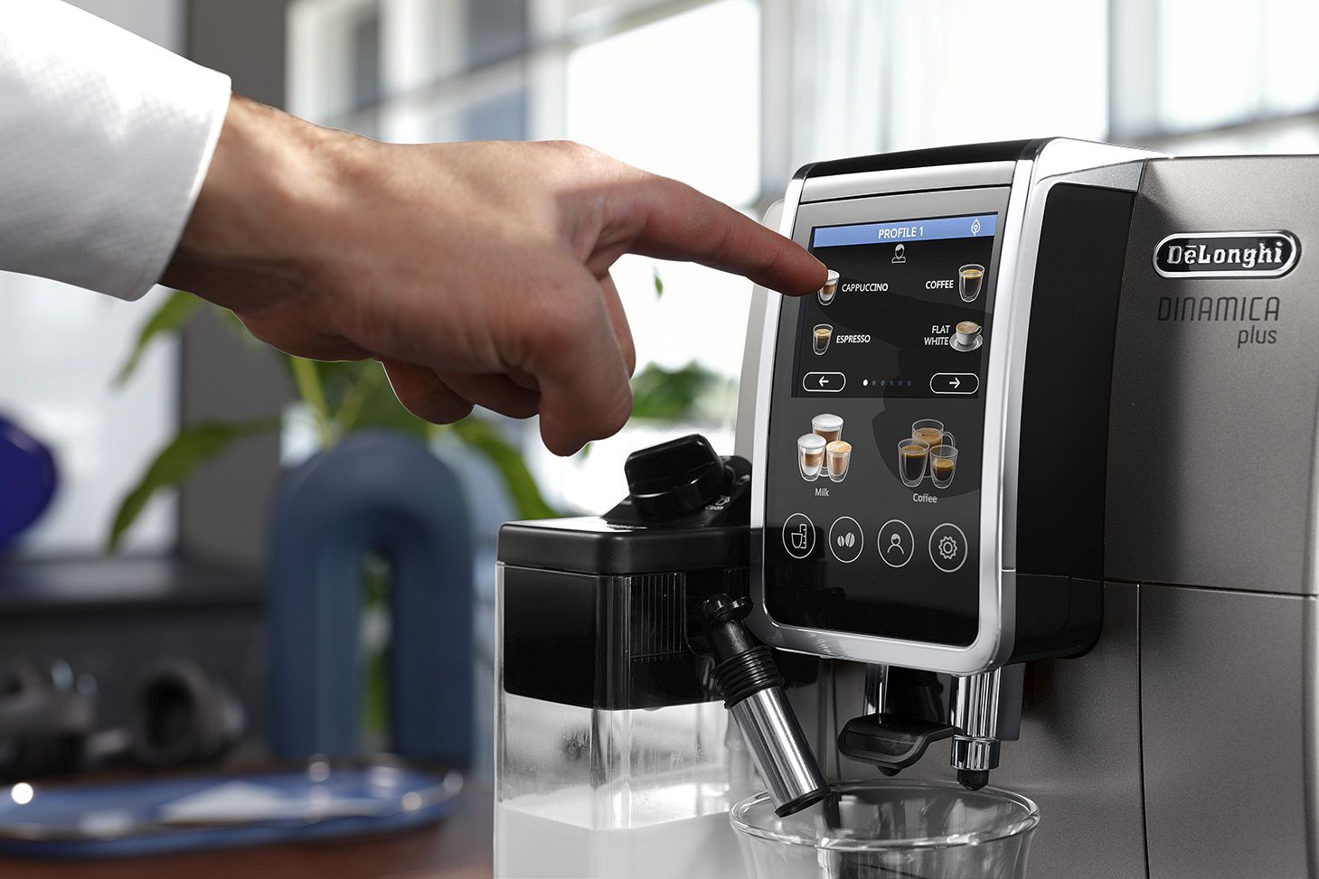 Кавомашина DELONGHI Dinamica Plus ECAM380.95.TB