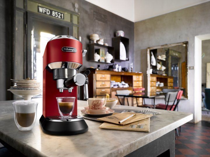 Кавомашина еспресо DELONGHI EC 685 R
