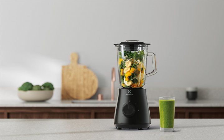 Блендер ELECTROLUX E3TB1-4GG