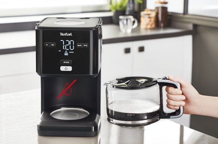 Кавоварка крапельна TEFAL Smart&light CM600810