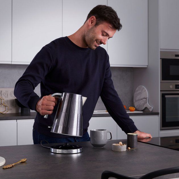 Електрочайник Russell Hobbs 25240-70 Geo