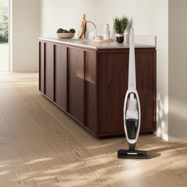 Акумуляторний пилосос Electrolux 500 Clean ES52CB18SH Shell White