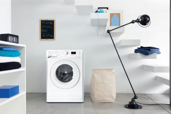 Пральна машина вузька INDESIT OMTWSA 51052 W EU