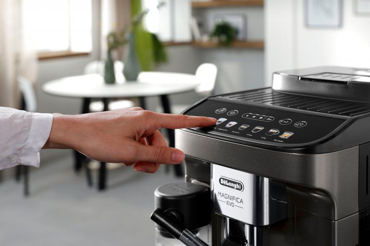 Кавомашина DELONGHI Magnifica Evo ECAM 290.81.TB