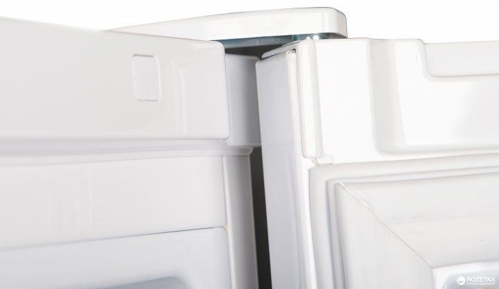 Холодильник BEKO RCSA240K20W