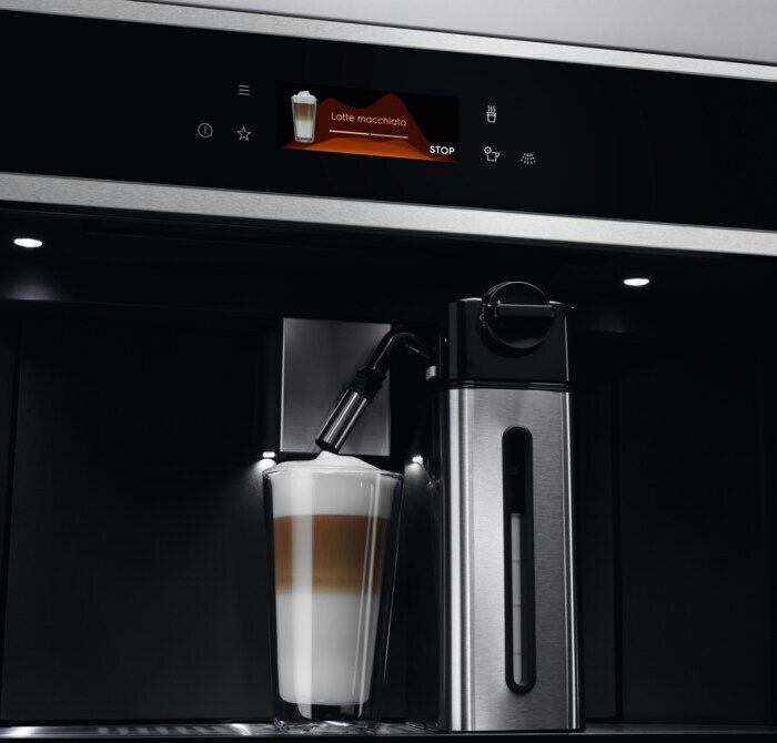 Кавомашина вбудована Electrolux 900 Coffee Machine EBC85X