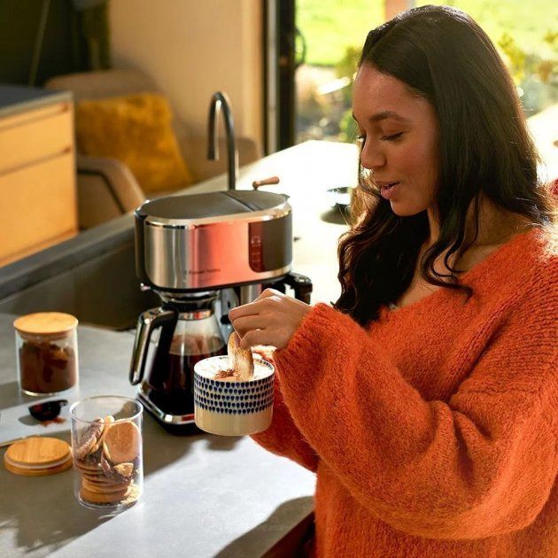 Кавоварка крапельна RUSSELL HOBBS Attentiv Coffee Bar 26230-56