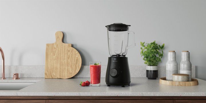 Блендер ELECTROLUX E3TB1-4GG