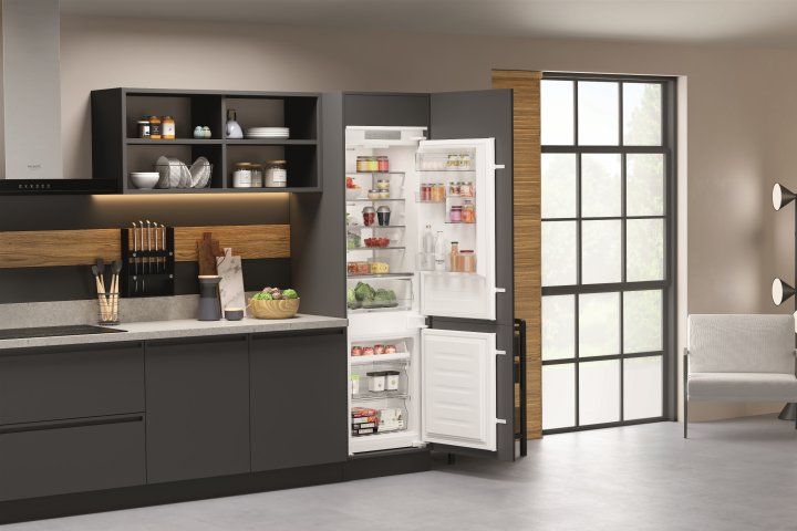 Холодильник HOTPOINT ARISTON HAC20 T321