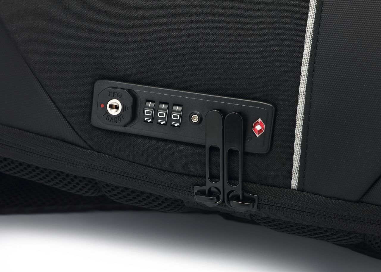 Рюкзак Yenkee 20L 15.6" Anti Theft Travel YBB 1501 (Black)