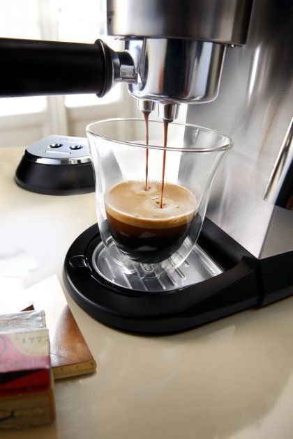 Кавоварка еспресо DELONGHI EC 685 M