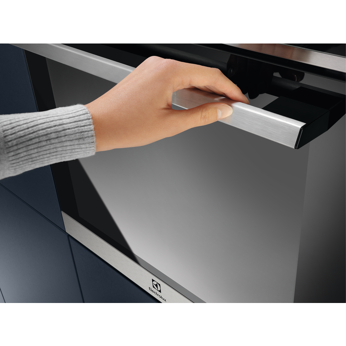 Духова шафа електрична ELECTROLUX KOEBP39WX