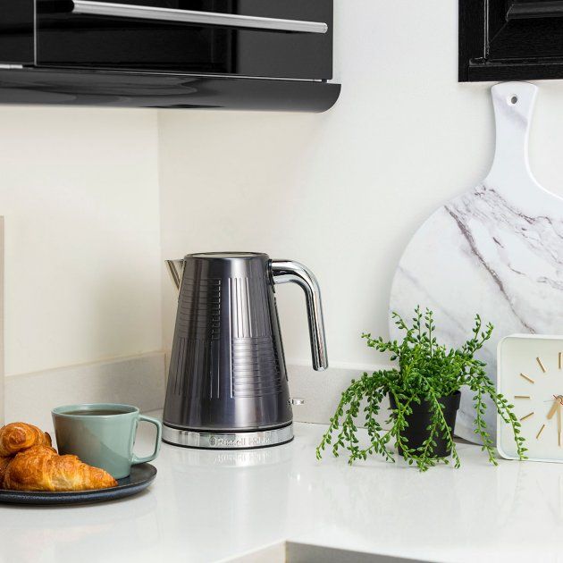 Електрочайник Russell Hobbs 25240-70 Geo