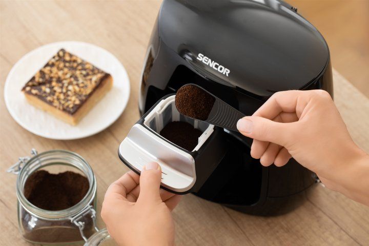 Крапельна кавоварка SENCOR SCE 2100BK