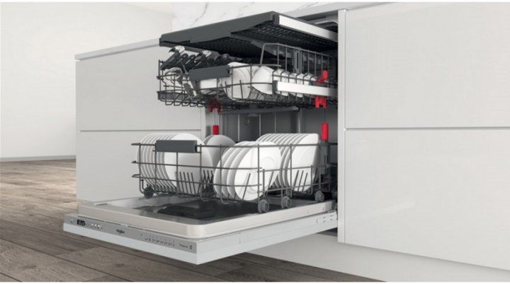 Вбудована посудомийна машина WHIRLPOOL WIC 3C33 PFE