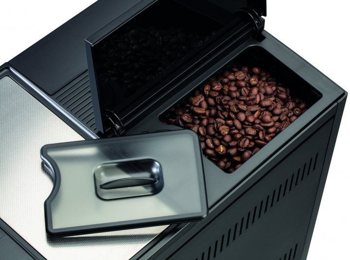 Кавомашина NIVONA CafeRomatica NICR 820