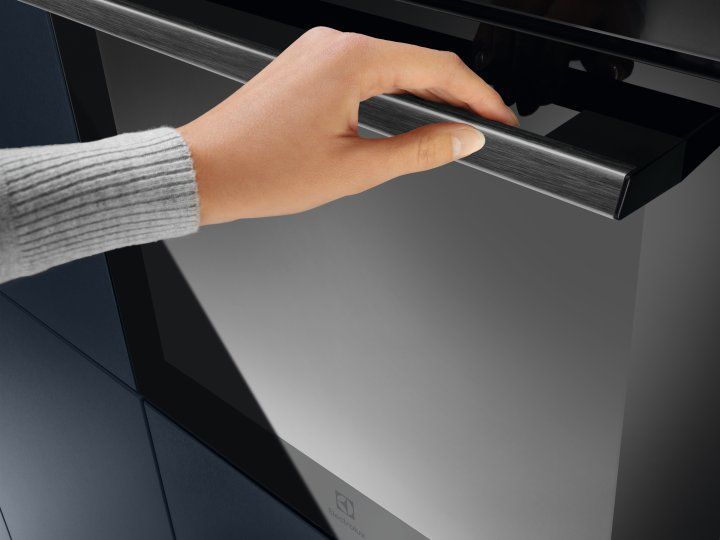 Духова шафа електрична ELECTROLUX EOF5C50BZ