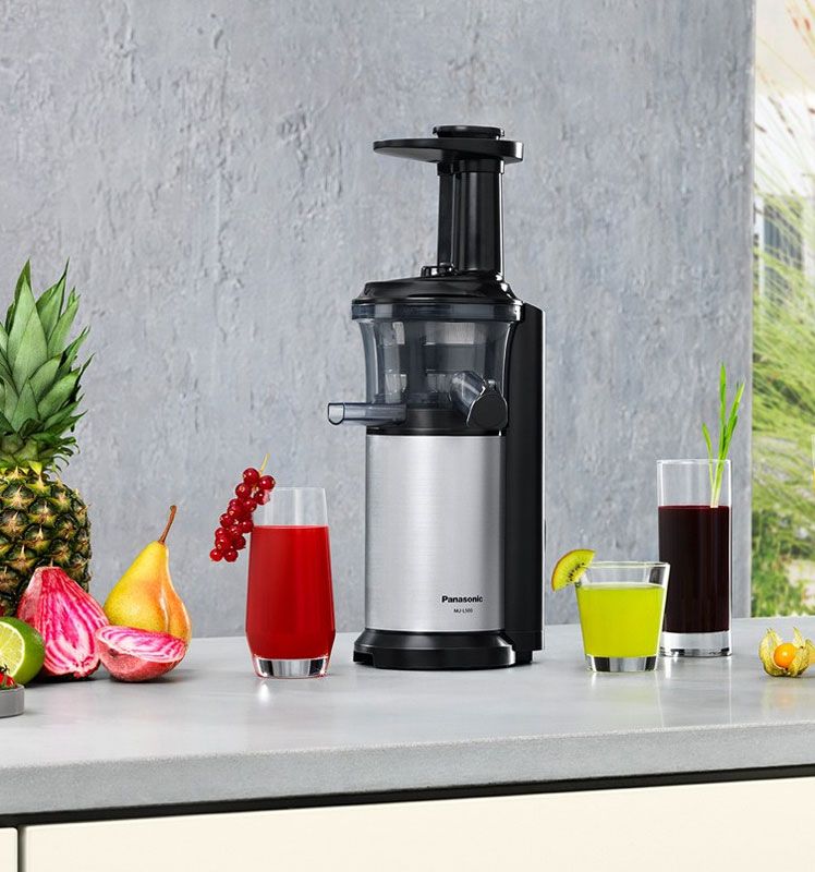 Соковижималка шнекова PANASONIC MJ-L500STQ