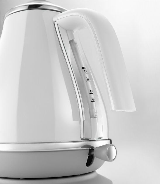 Електрочайник DeLonghi KBOC 2001 W