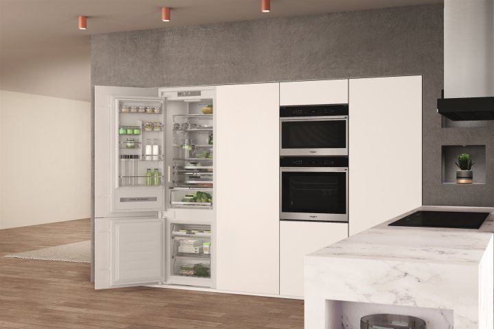 Холодильник WHIRLPOOL WHC20 T593
