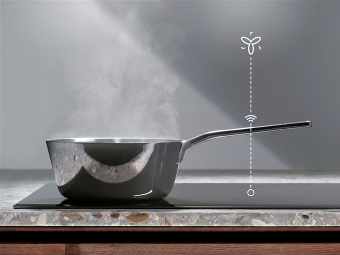 Варильна поверхня індукційна Electrolux KIS62453I