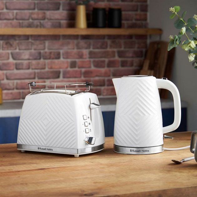 Електрочайник Russell Hobbs Groove White 26381-70