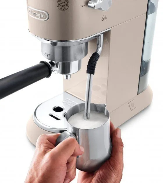 Кавоварка рожкова DELONGHI EC885.BG