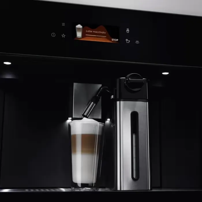Кавомашина автоматична Electrolux KBC85Z