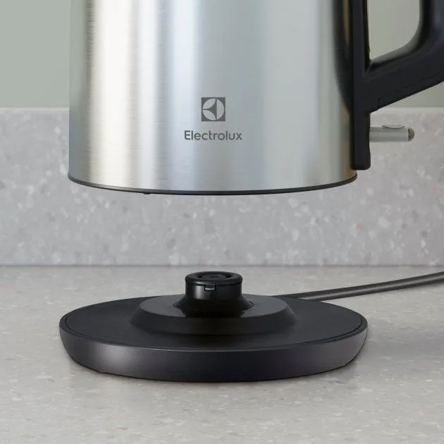 Електрочайник Electrolux E3K1-3ST