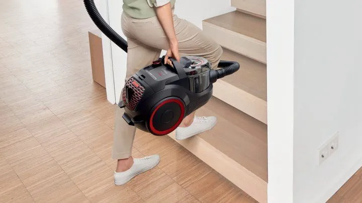 Пилосос без мішка BOSCH BGS21POW2