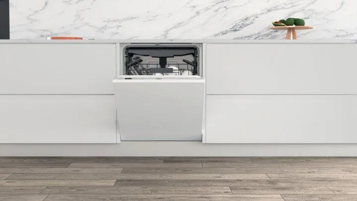 Вбудована посудомийна машина WHIRLPOOL WIC 3C34 PFE S