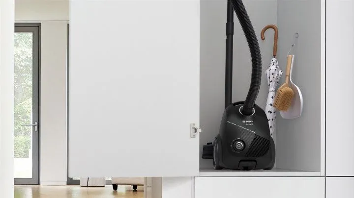 Пилосос для сухого прибирання BOSCH BGBS2BA1P