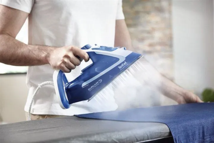 Праска TEFAL Easygliss Plus FV5735