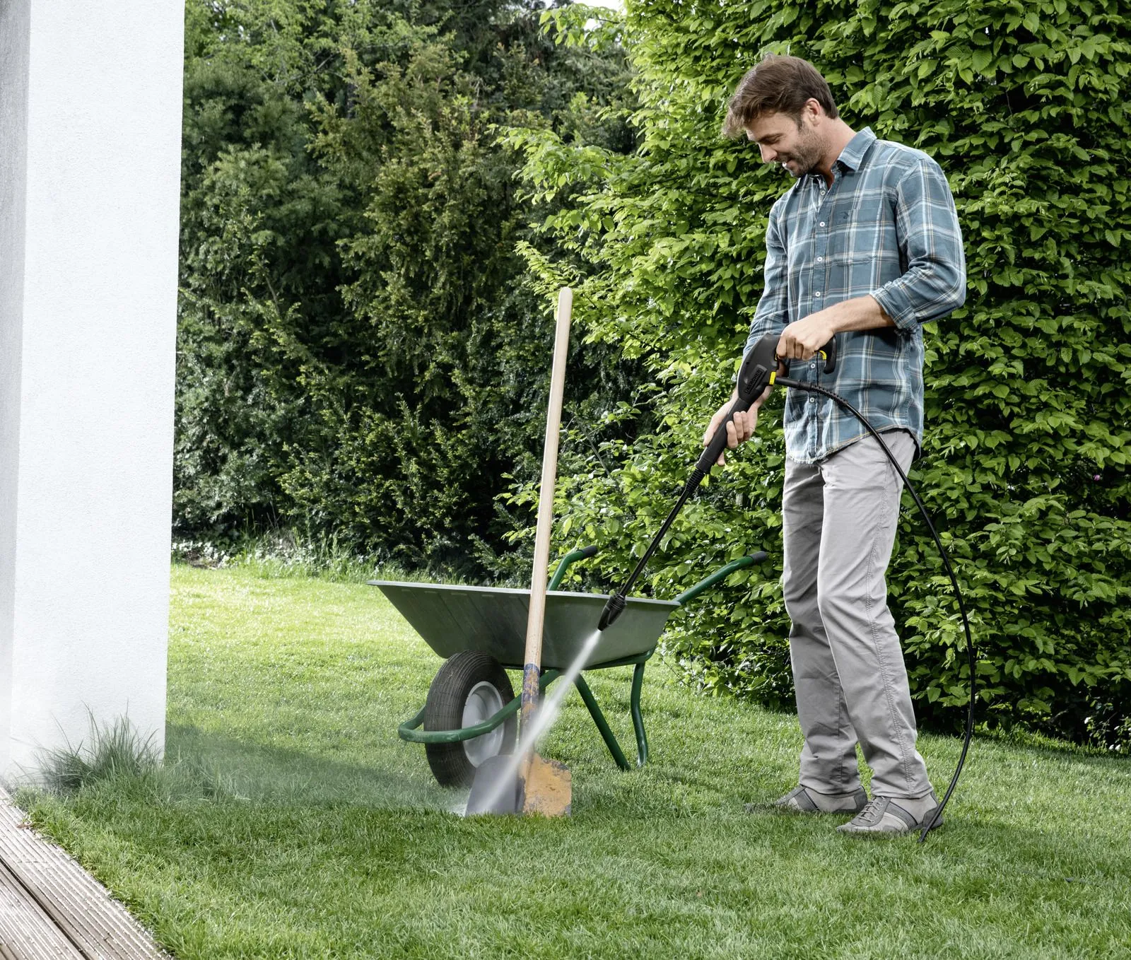 Мийка високого тиску Karcher K 2 Universal Edition (1.673-000.0)