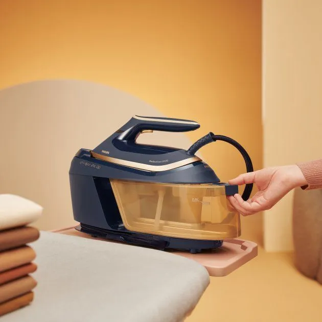 Праска з парогенератором Philips PerfectCare 6000 Серії PSG6066/20