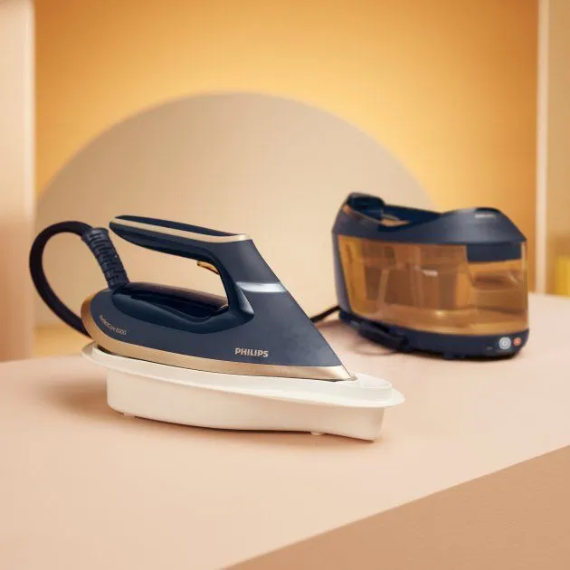 Праска з парогенератором Philips PerfectCare 6000 Серії PSG6066/20