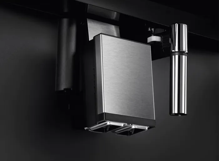 Кавомашина автоматична Electrolux KBC85Z
