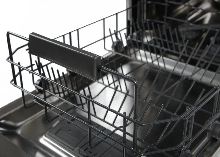 Вбудована посудомийна машина WHIRLPOOL WSIC3M27C