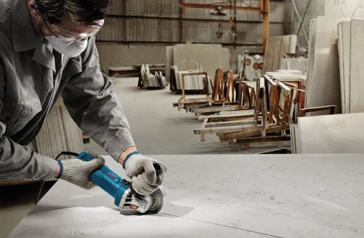 Кутова шліфувальна машина Bosch Professional GWS 750 S, 750Вт, 125мм диск, регулятор швидкості (0601394121)