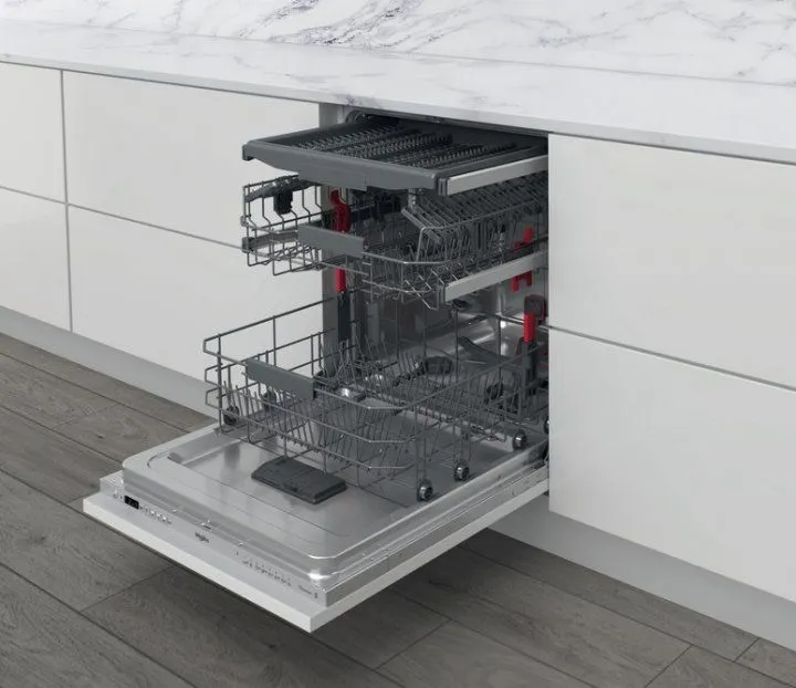 Вбудована посудомийна машина WHIRLPOOL WIC 3C34 PFE S