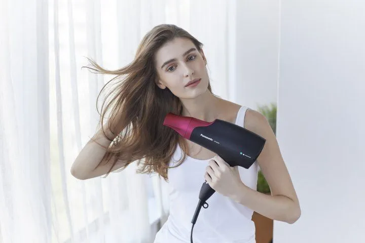 Фен PANASONIC EH-NA65-K865