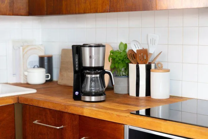 Кавоварка крапельна RUSSELL HOBBS Compact Home 24210-56