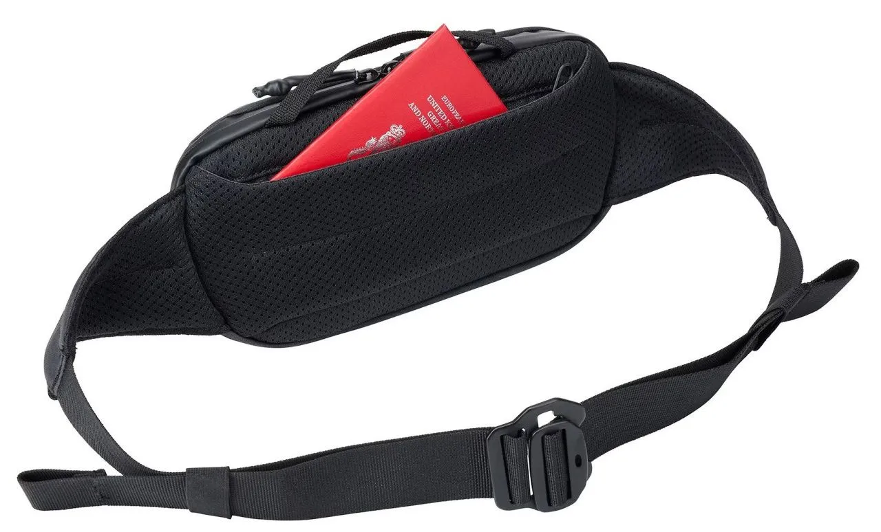 Thule - Aion Sling Bag 2L Black