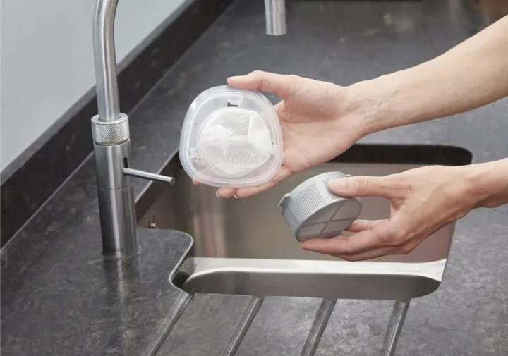 Акумуляторний пилосос BLACK+DECKER NVC115WA