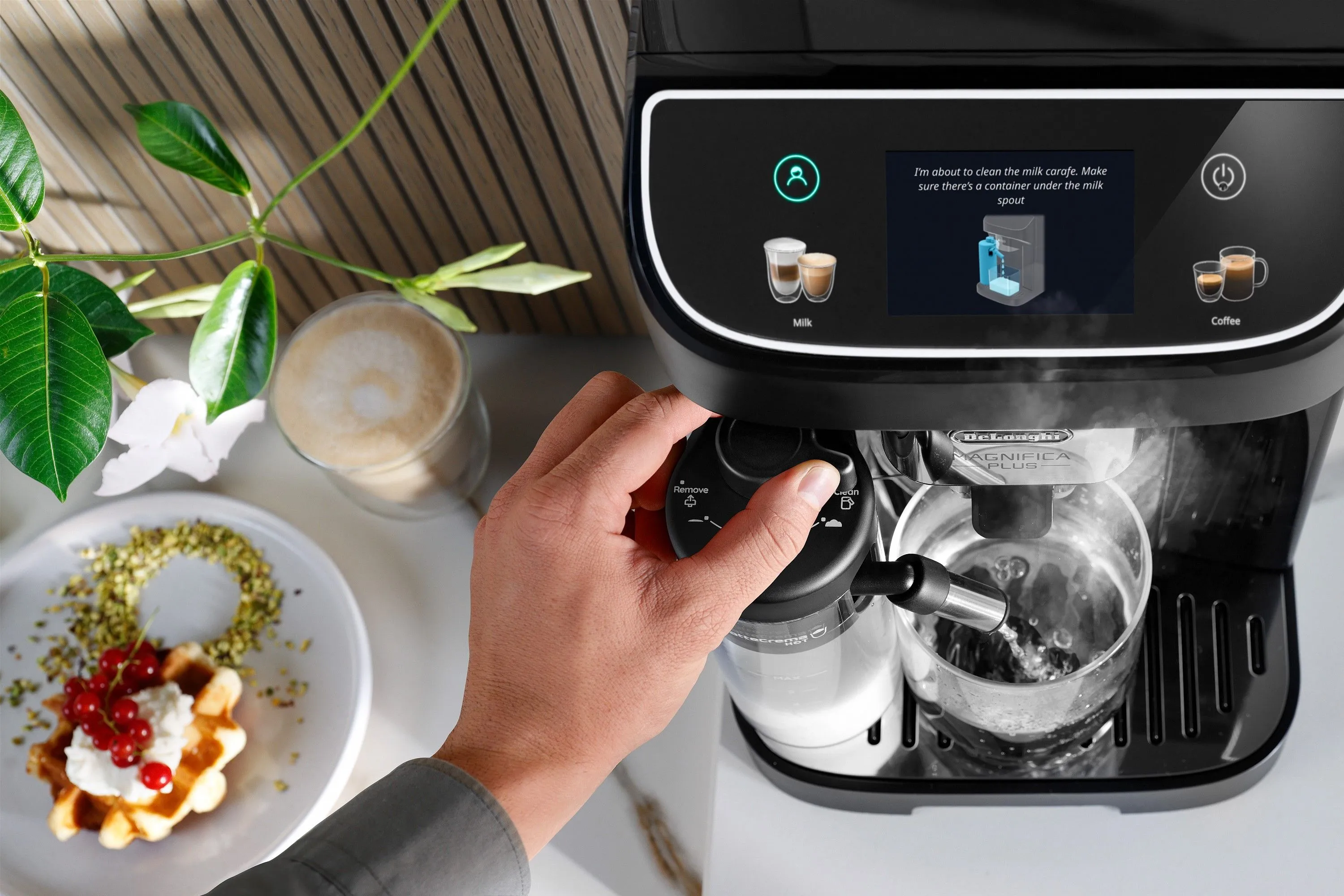 Кавомашина DELONGHI Magnifica Plus ECAM 320.60 B