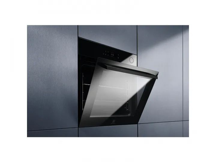 Вбудована духова шафа Electrolux EOC8P39WZ